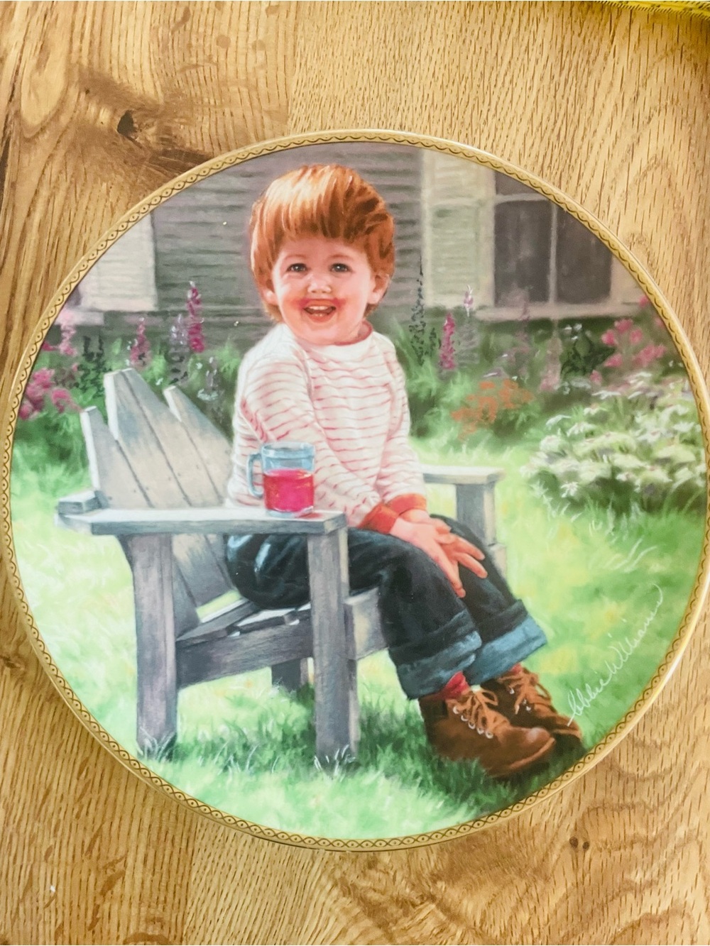 Smiling Boy Garden Decorative Wall Plate - Multicolor